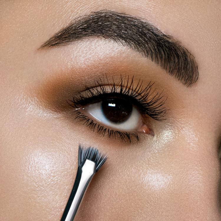 ESUM Cosmetics - T11 Fan Mascara Brush