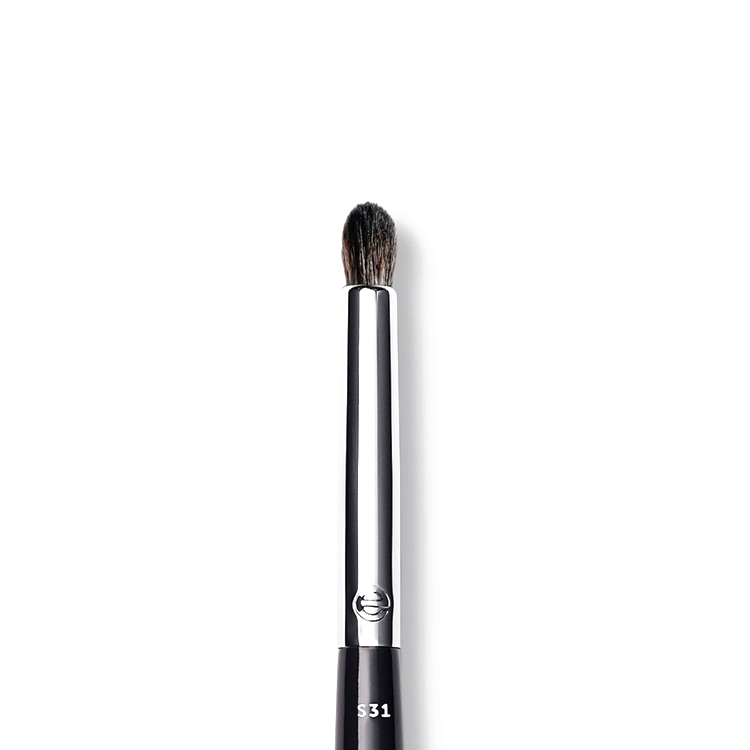 ESUM Cosmetics - S31 Small Round Eye Contour Brush ESUM Cosmetics - S31 Small Round Eye Contour Brush
