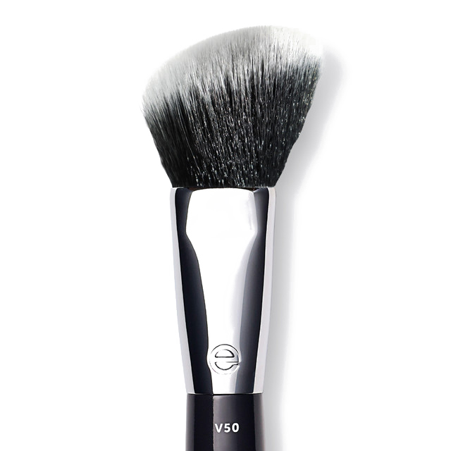 ESUM Cosmetics - V50 Angle Blush Brush
