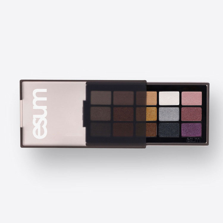ESUM Cosmetics - The Artistry Palette N°2 INTENSITY ESUM Cosmetics - The Artistry Palette N°2 INTENSITY