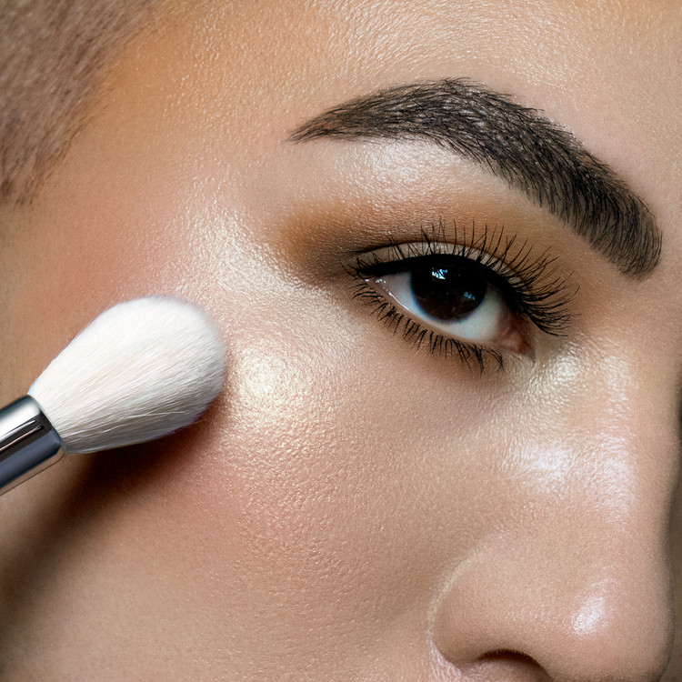 ESUM Cosmetics - G53 Medium Dome Blush Brush ESUM Cosmetics - G53 Medium Dome Blush Brush