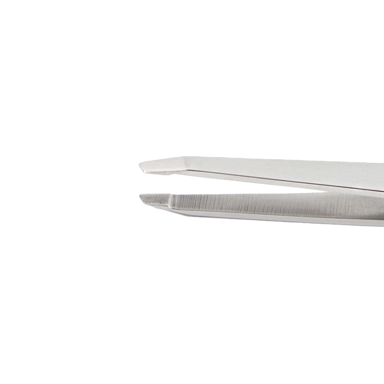 ESUM Cosmetics - Slant Tip Tweezers