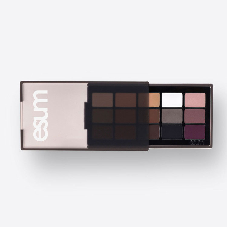 ESUM Cosmetics - The Artistry Palette N°1 BALANCE ESUM Cosmetics - The Artistry Palette N°1 BALANCE