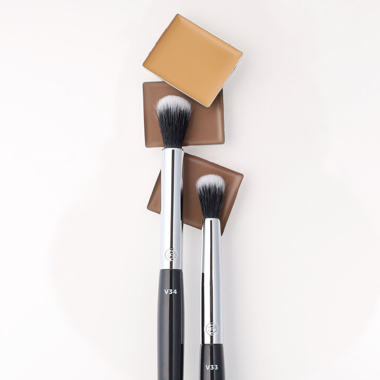 ESUM Cosmetics - V33 Medium Domed Eye Contour Brush